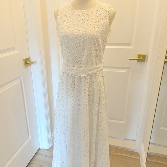 MANGO WHITE EYELET DRESS LARGE - Picture 3 of 9